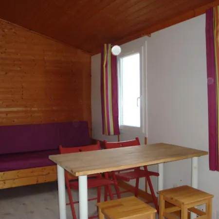 Chalet La Pourvoirie Des Ellandes *